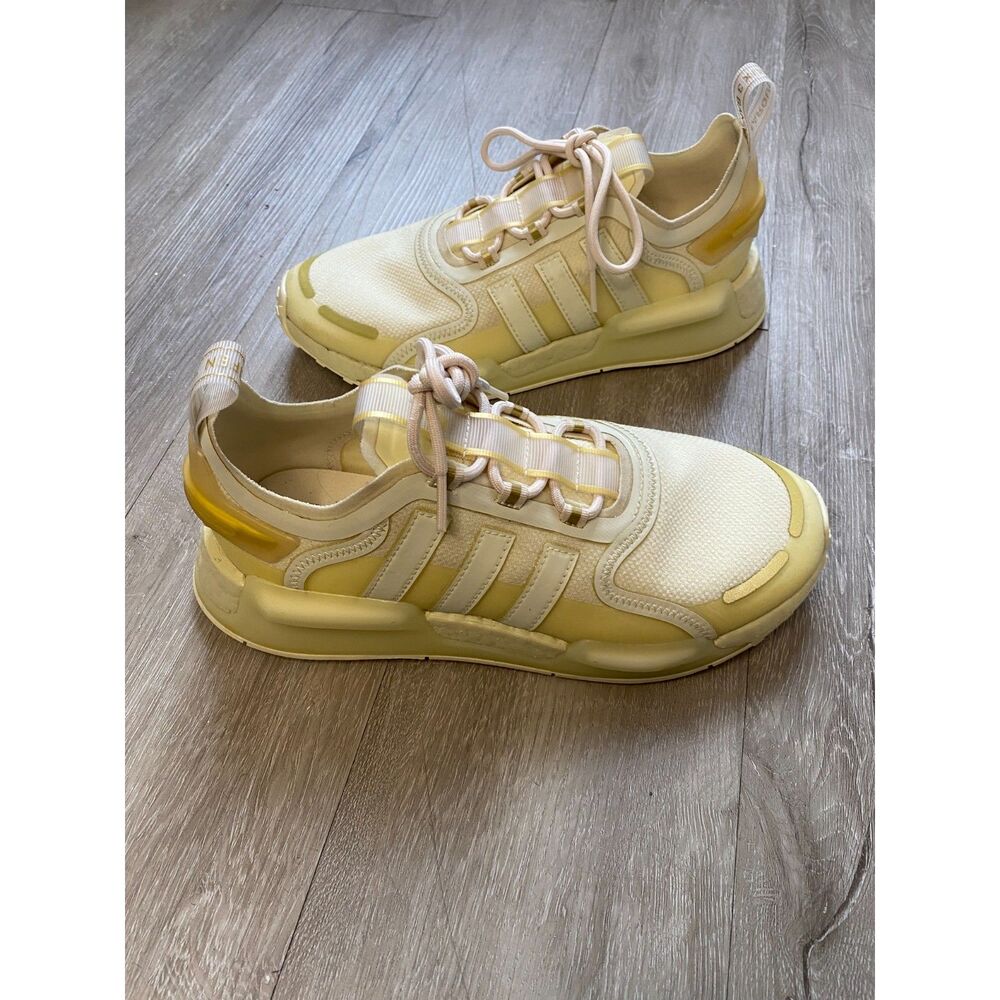Adidas NMD R1 V3 GZ2135 Women's 8.5 Sand Yellow Cream Boost Sneakers Shoes